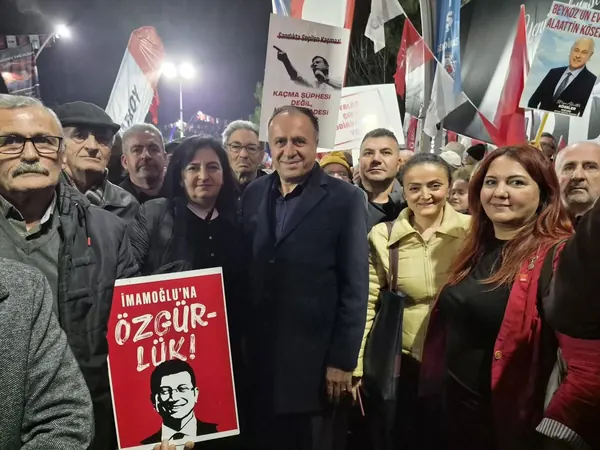 Akşam buluşmasında dayanışma