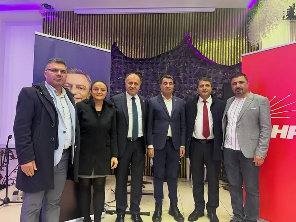Pendik örgütüyle birlikte · 026