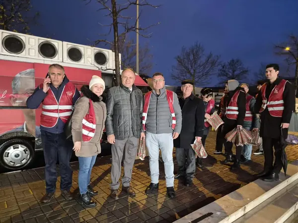 Pendik örgütüyle birlikte · 032
