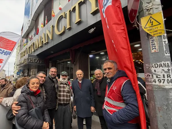 Pendik örgütüyle birlikte · 034
