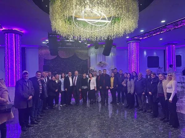 Pendik örgütüyle birlikte · 051