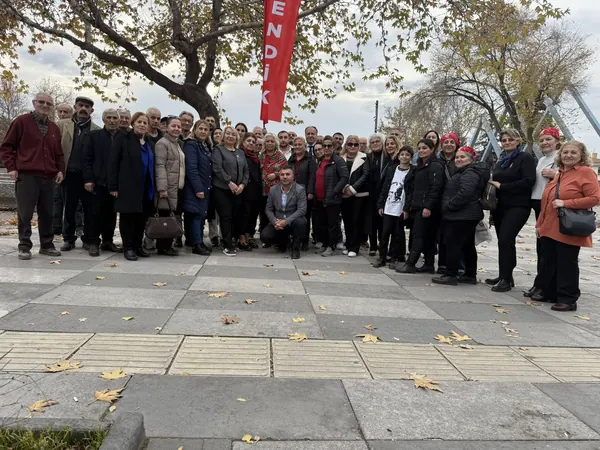 Pendik örgütüyle birlikte · 061