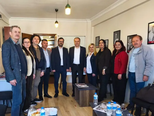 Pendik örgütüyle birlikte · 074
