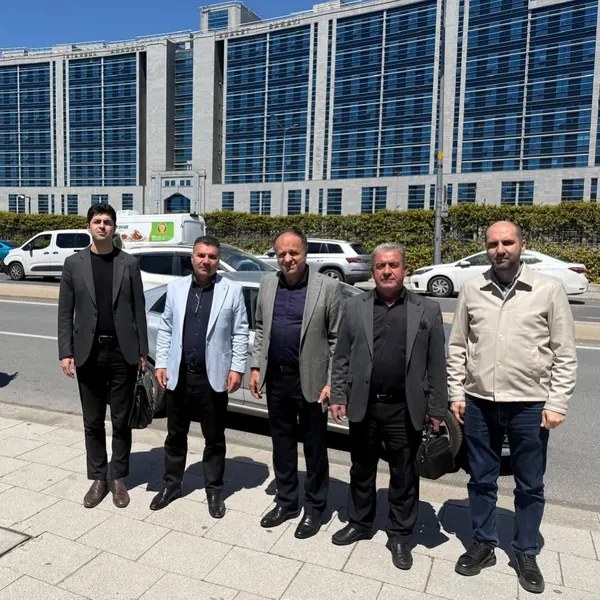 Pendik örgütüyle birlikte · 089