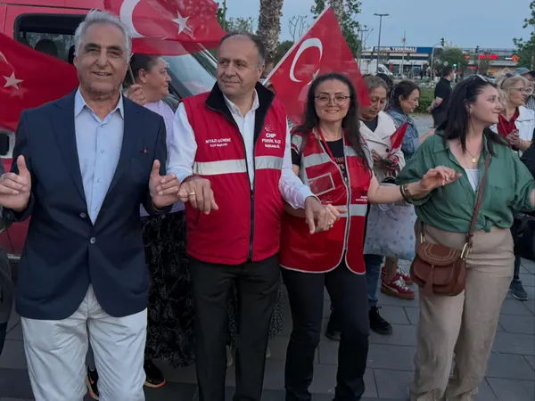 Pendik örgütüyle birlikte · 100