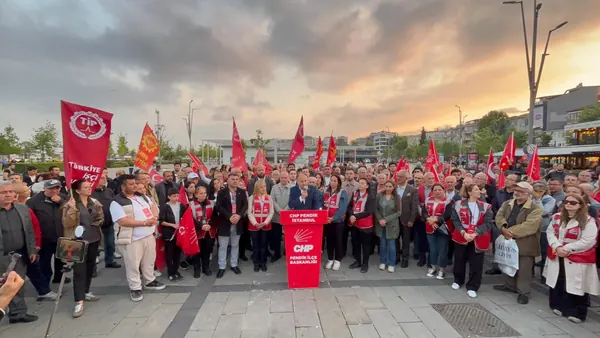 Pendik örgütüyle birlikte · 101
