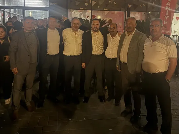 Pendik örgütüyle birlikte · 111