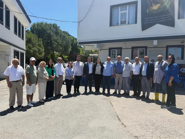 Pendik örgütüyle birlikte · 117