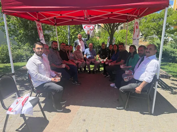 Pendik örgütüyle birlikte · 119