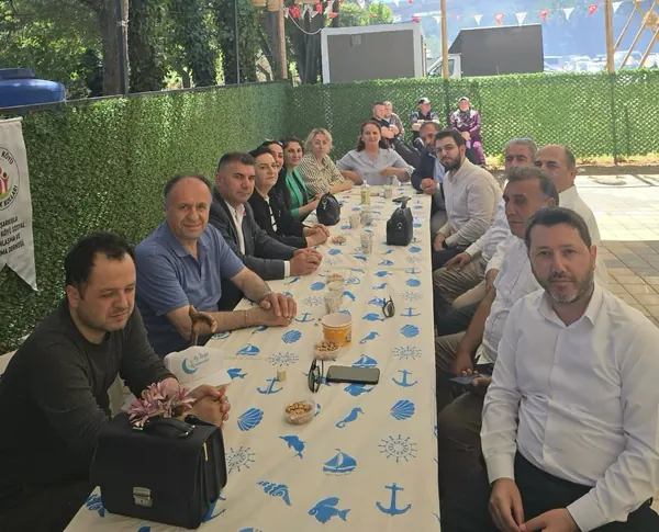 Pendik örgütüyle birlikte · 122