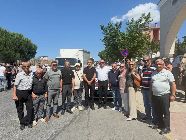 Pendik örgütüyle birlikte · 124