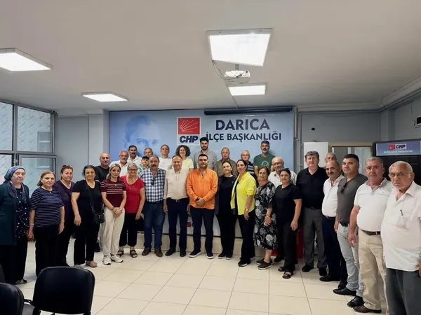 Pendik örgütüyle birlikte · 125