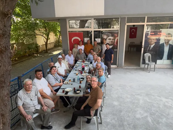 Pendik örgütüyle birlikte · 132